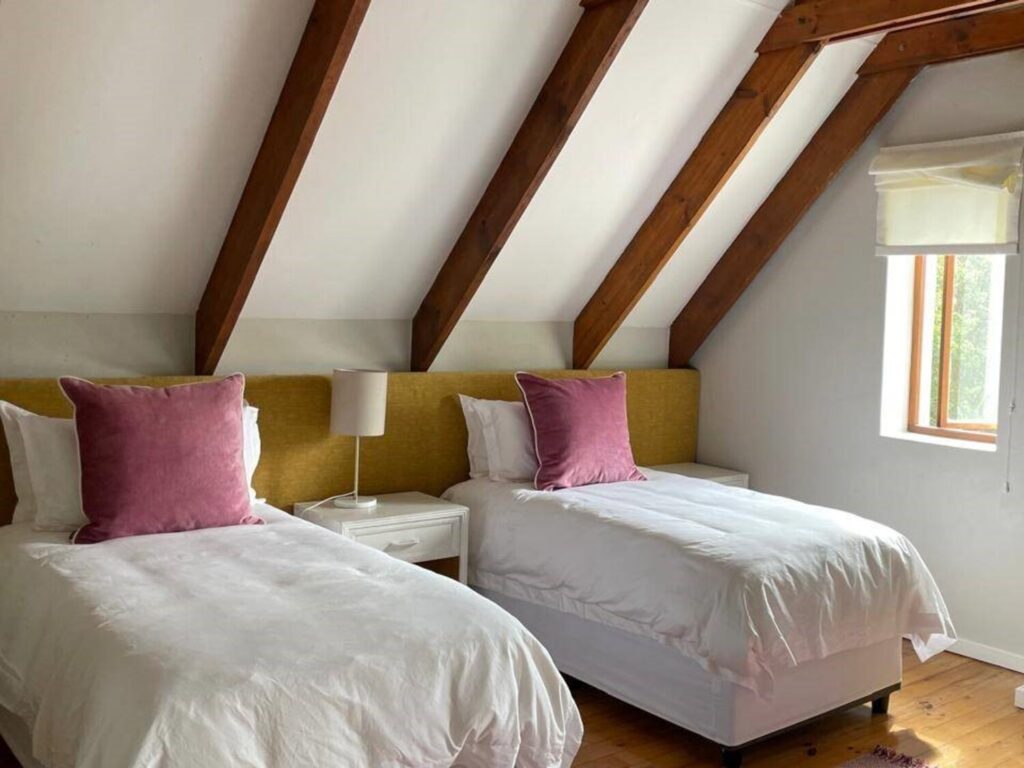 WhatsApp Image 2024-10-11 at 09.40.33 (1) WhatsApp Image 2024-10-11 at 09.40.33 (1)